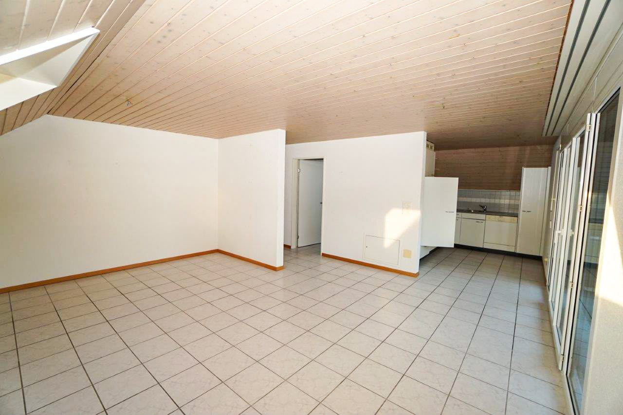 Appartement mansardé de 2 ½ pièces, photo 3 sur 9
