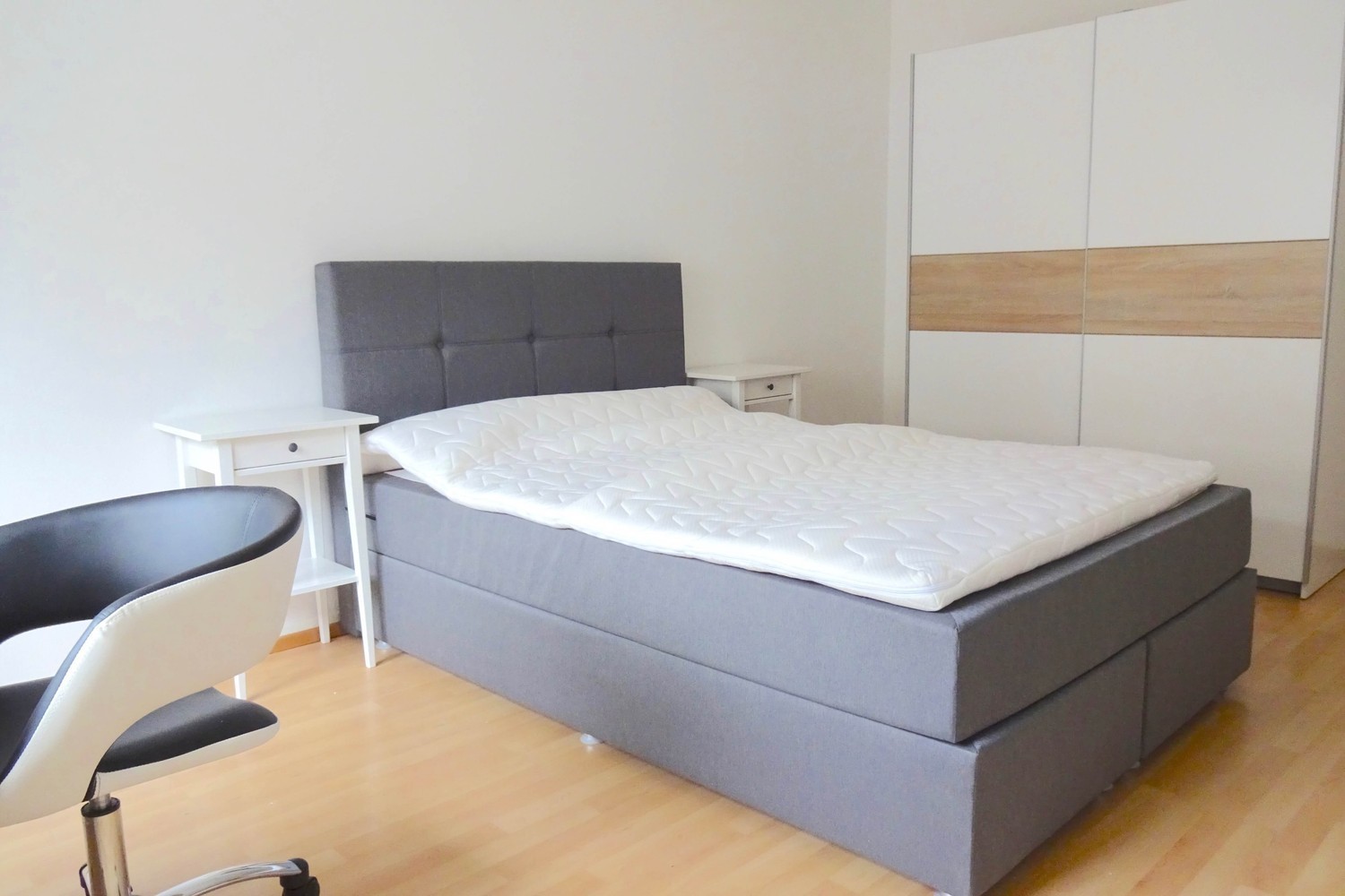 Chambre en colocation, photo 1 sur 6