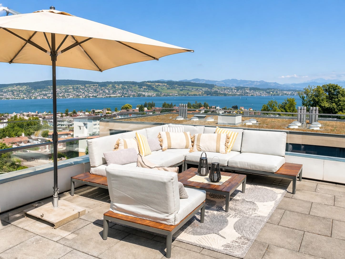 Appartement en attique de 4 ½ pièces, photo 1 sur 10