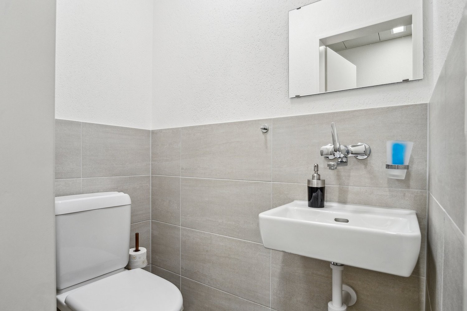 Magasin de 91m², photo 7 sur 8