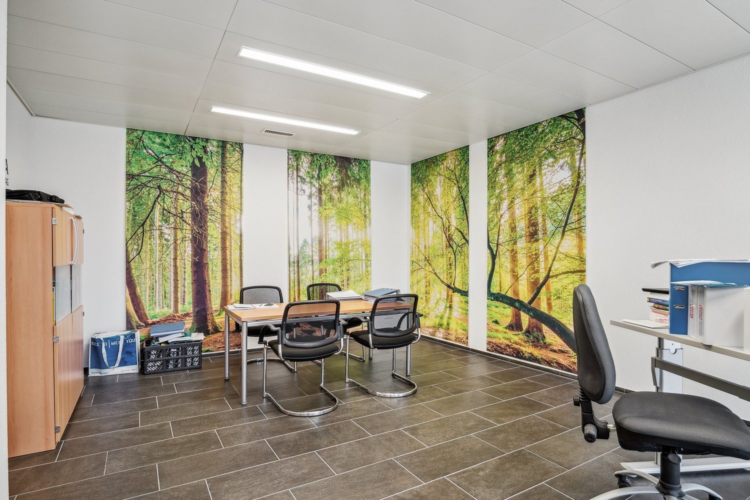 Magasin de 91m², photo 3 sur 8