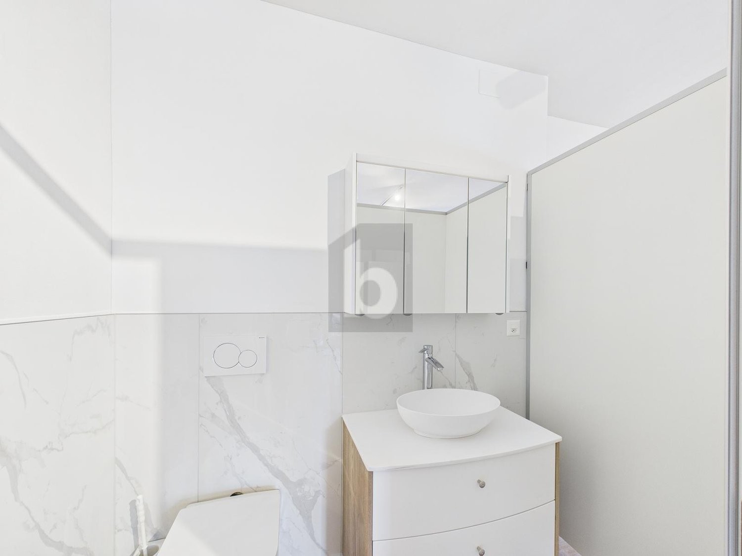 Bureau de 25m², photo 4 sur 4