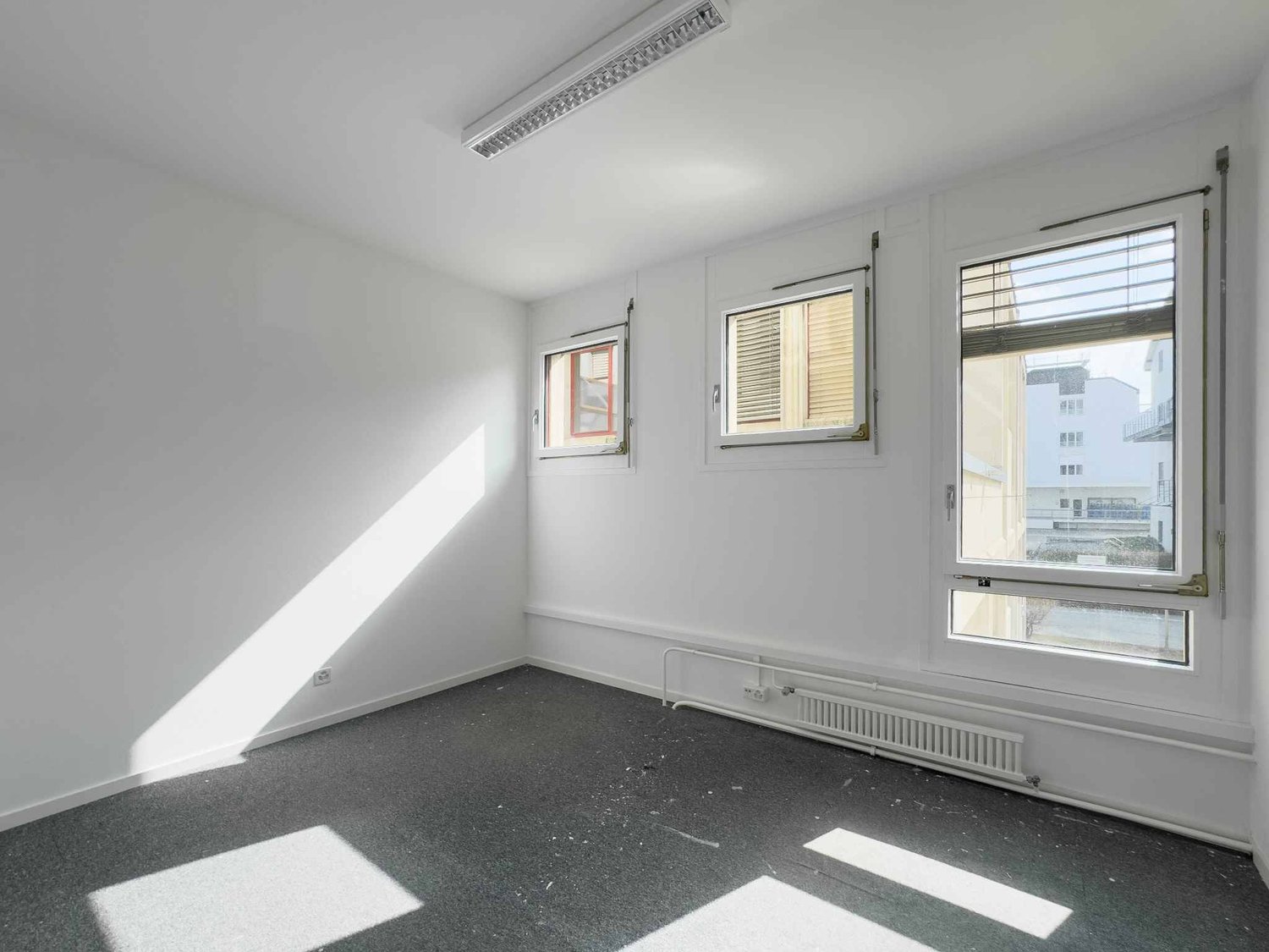 83m² office, photo 3 sur 10