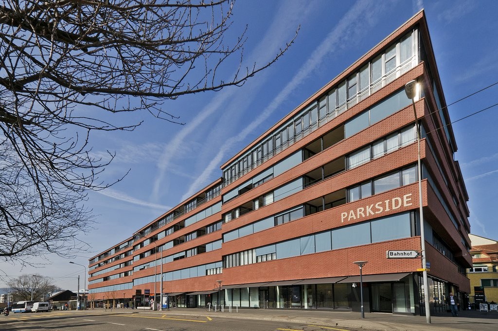 Commerce de 326m²