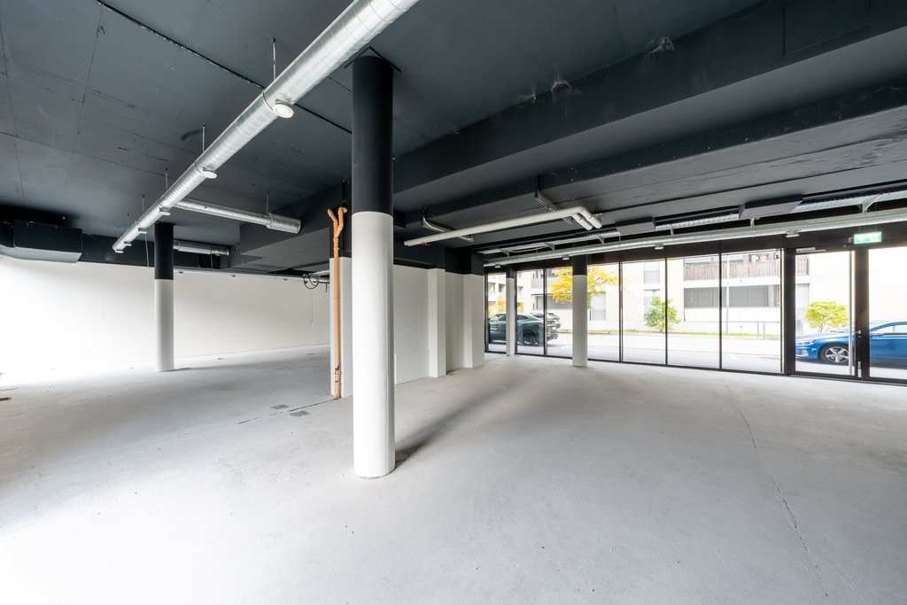 103m² commercial, photo 1 sur 10