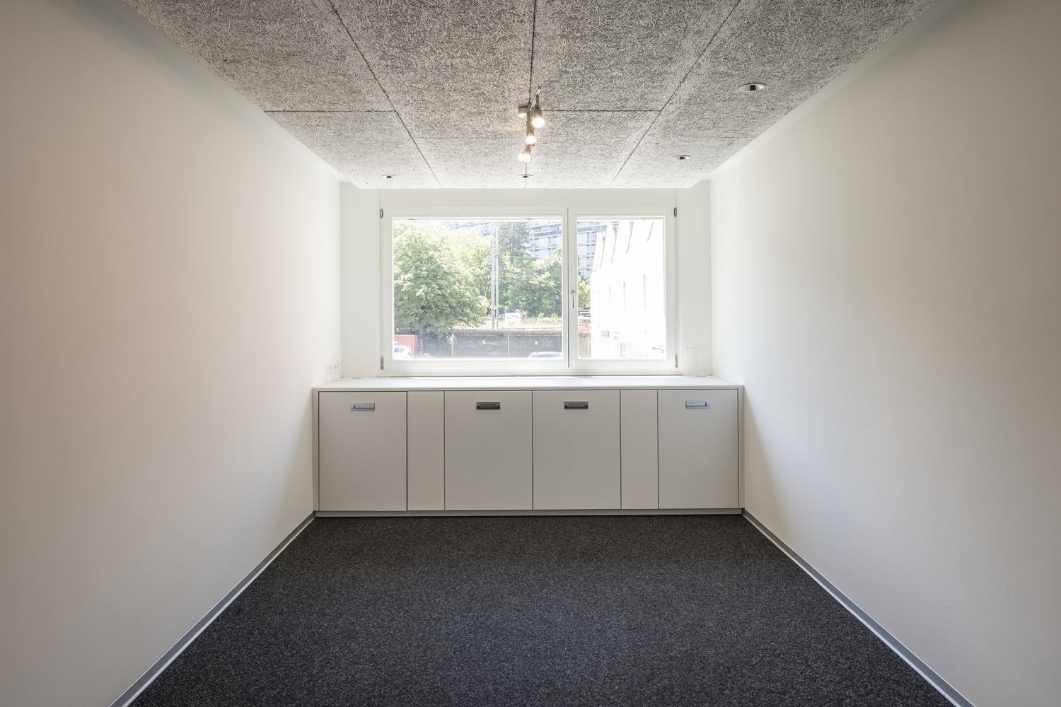 125m² bureau
