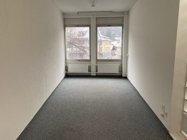 295m² de bureaux