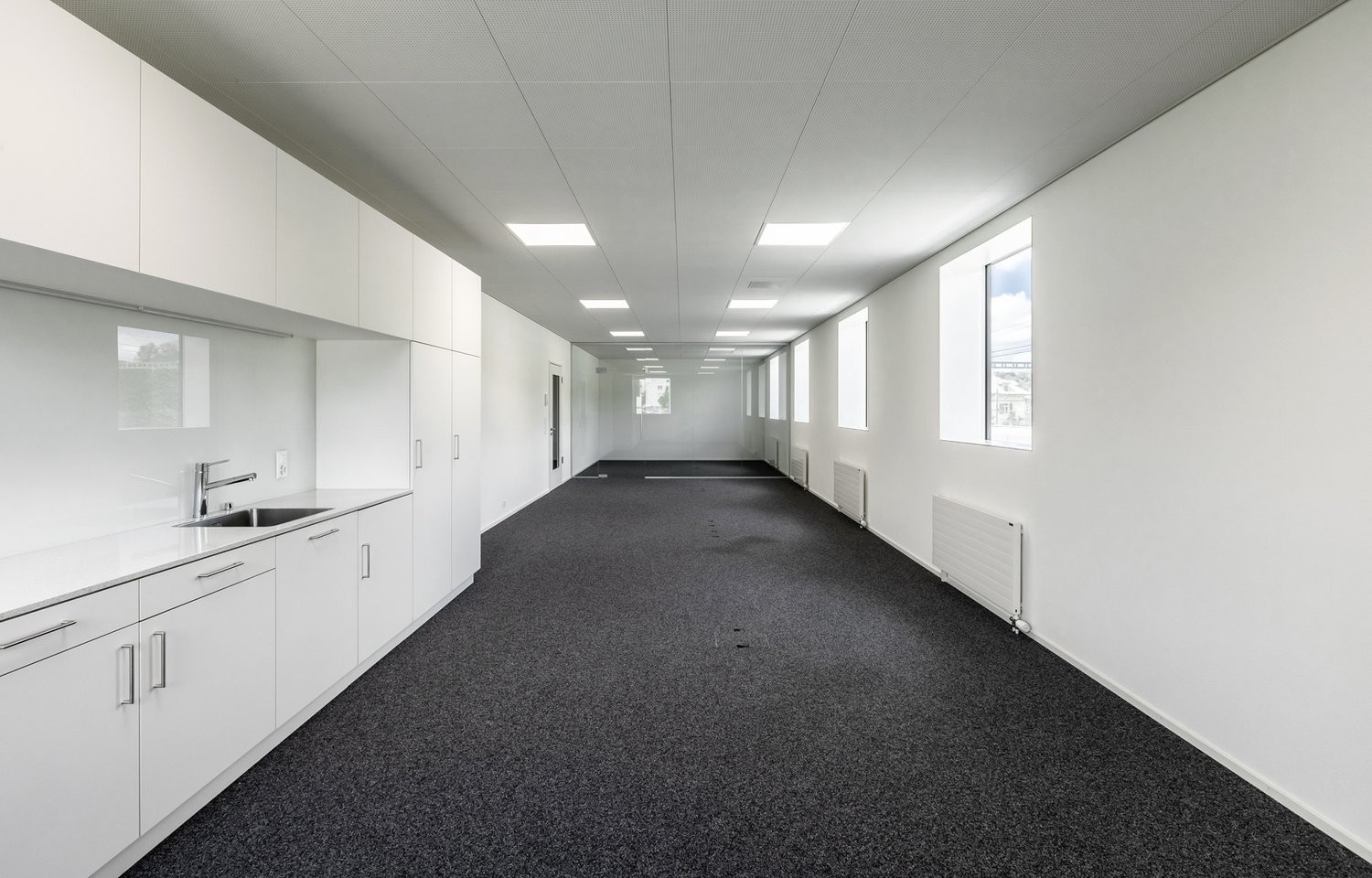 73m² bureau, photo 3 sur 7