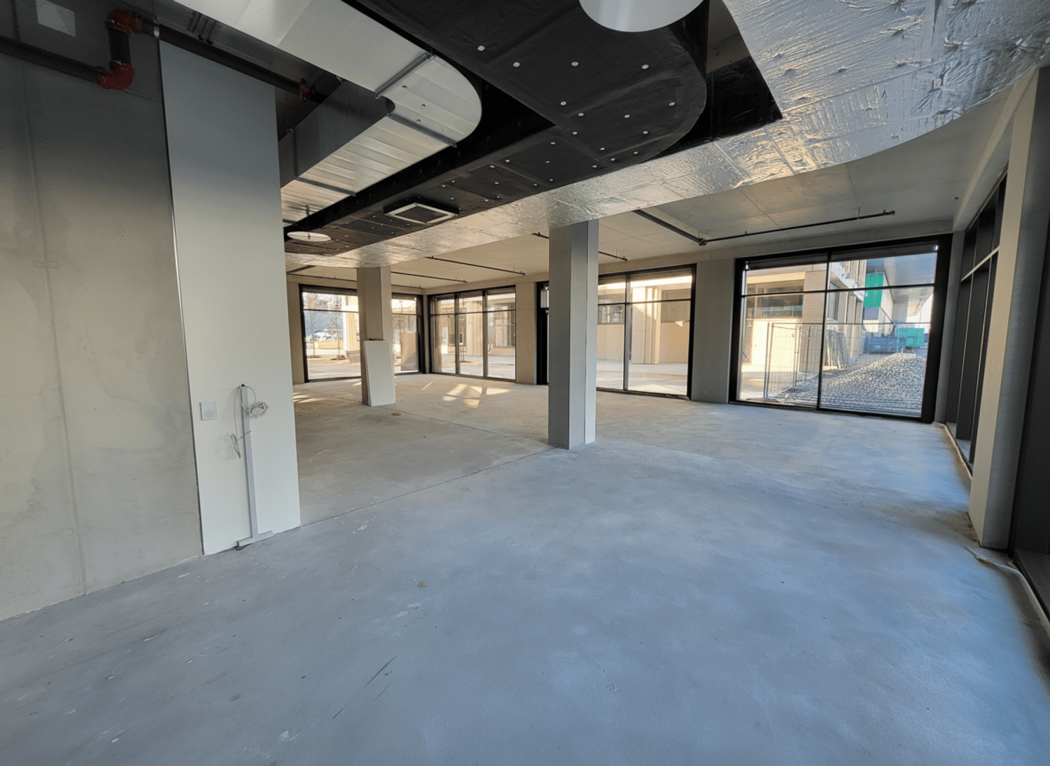 196m² commercial, photo 4 sur 5
