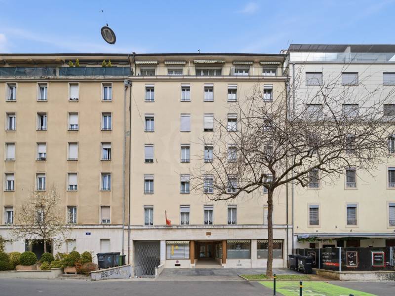 80m² arcade, photo 1 sur 10