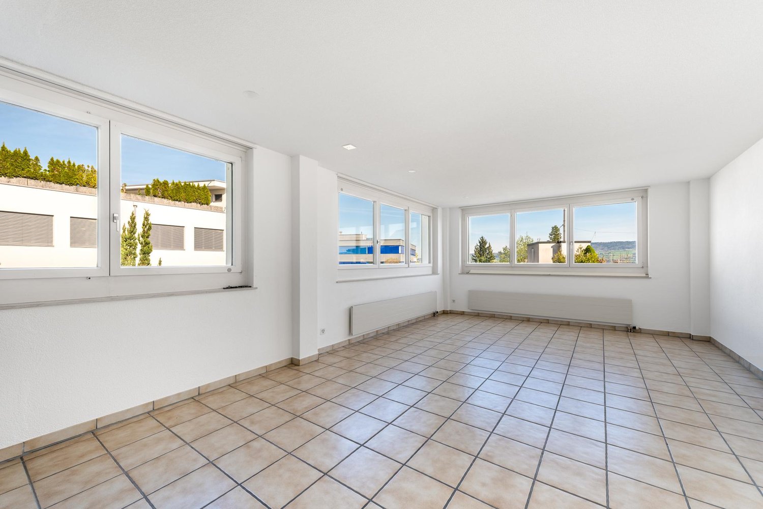195m² commerciale