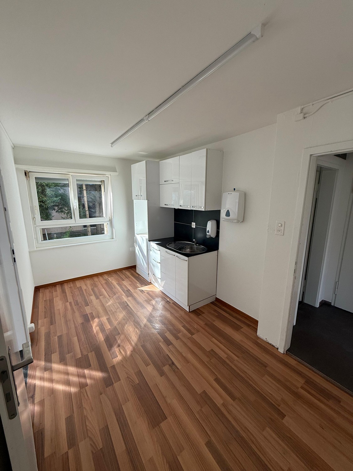 70m² bureau, photo 5 sur 8