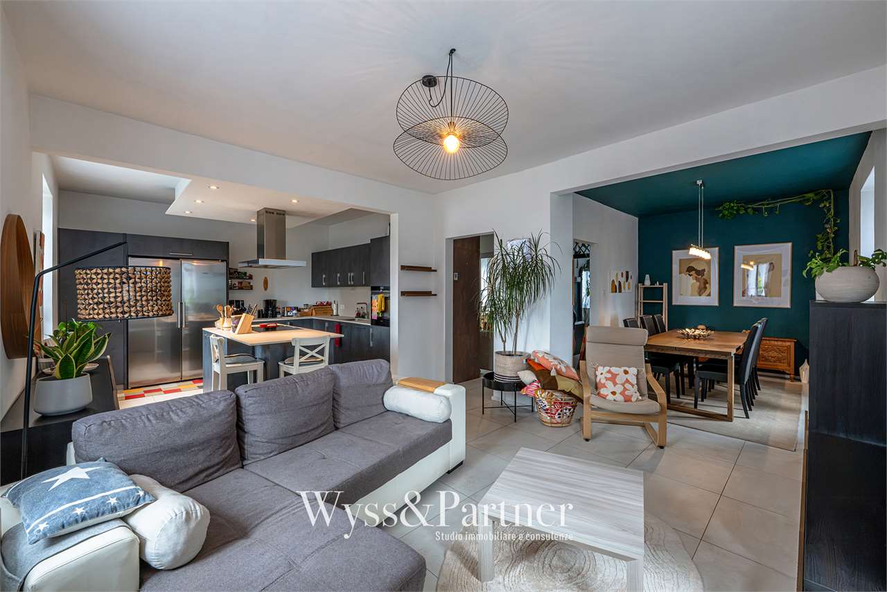 maison individuelle de 5 pièces, photo 1 sur 10