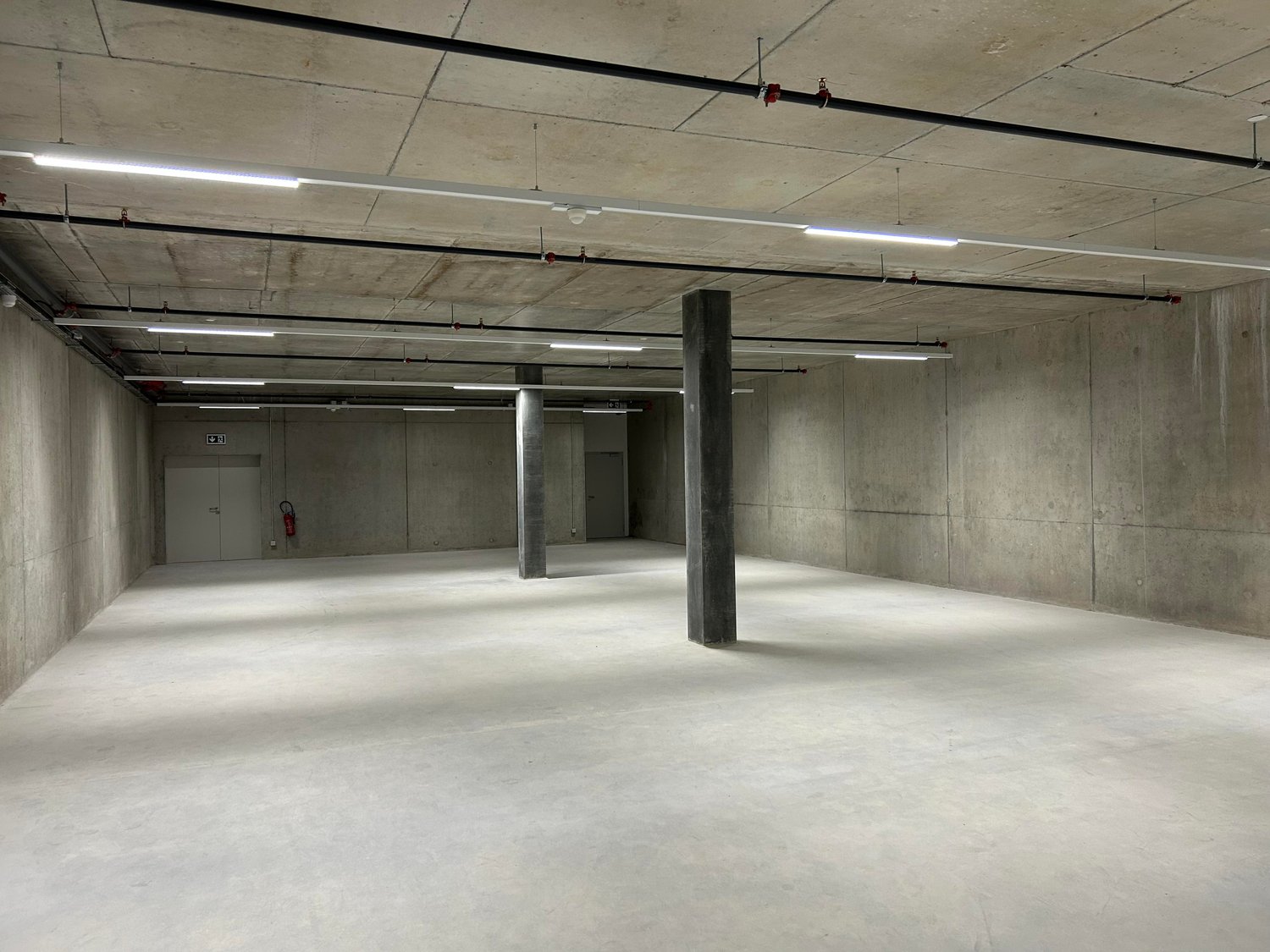1000m² industrial object, photo 4 sur 6