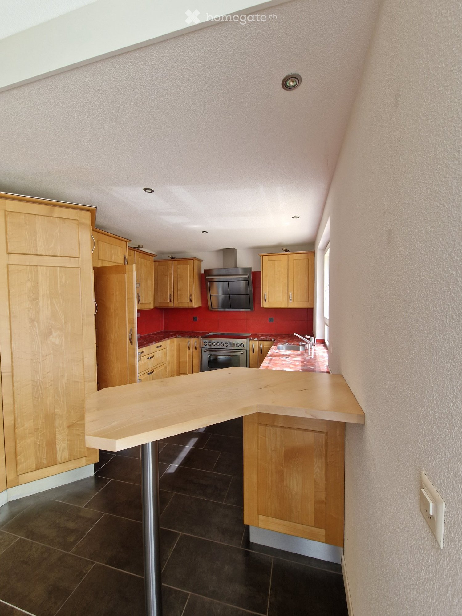 6 rooms single house, photo 2 sur 5