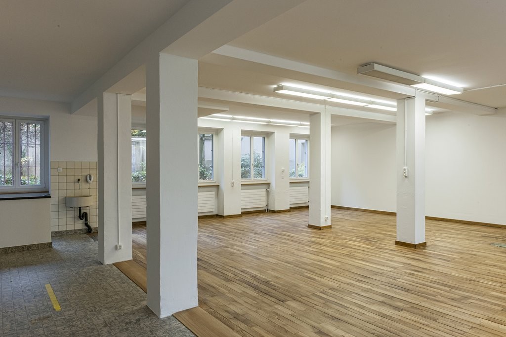125m² commercial, photo 6 sur 7