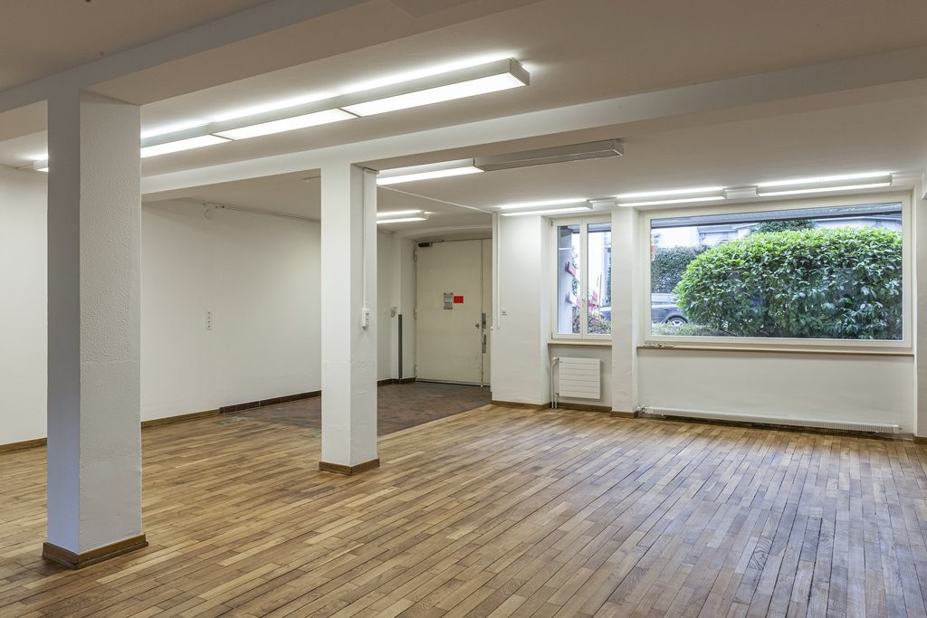 125m² commercial, photo 4 sur 7