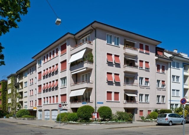 125m² commercial, photo 1 sur 7