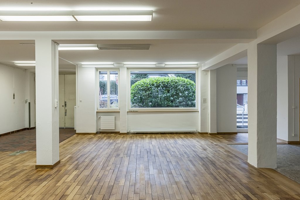 125m² commercial, photo 5 sur 7