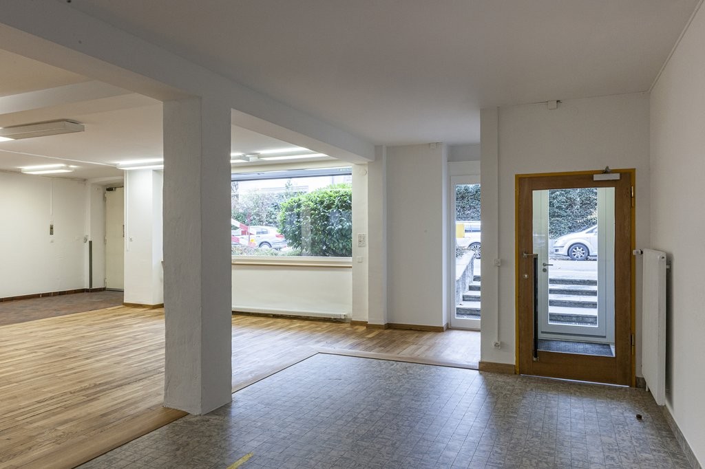 125m² commercial, photo 3 sur 7