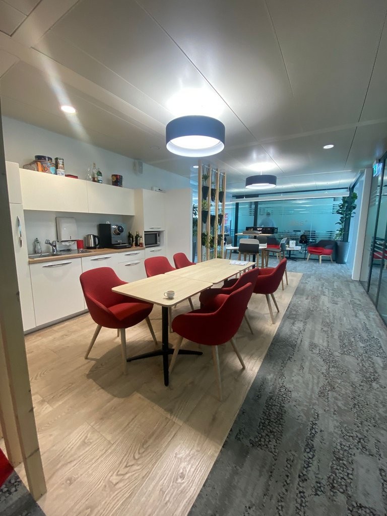 205m² office, photo 4 sur 6