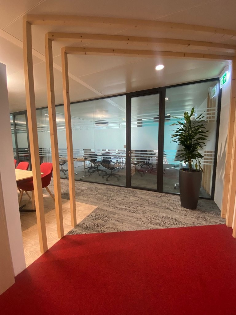 205m² office, photo 3 sur 6