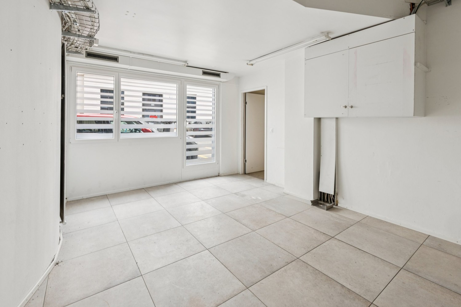 Magasin de 143m²