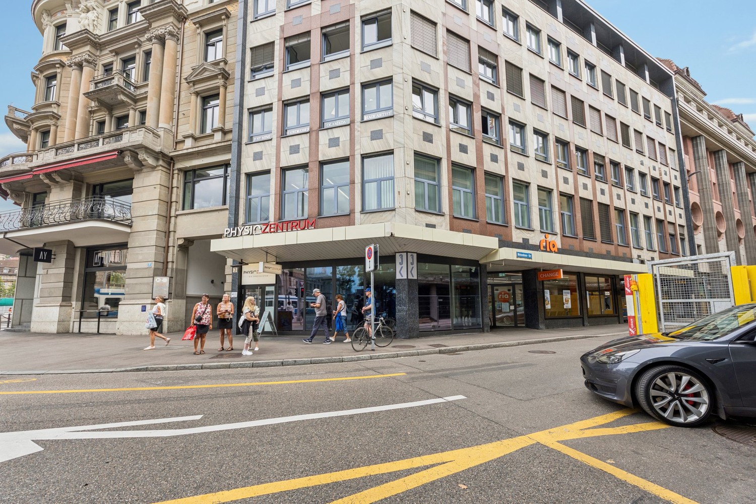 Magasin de 143m²
