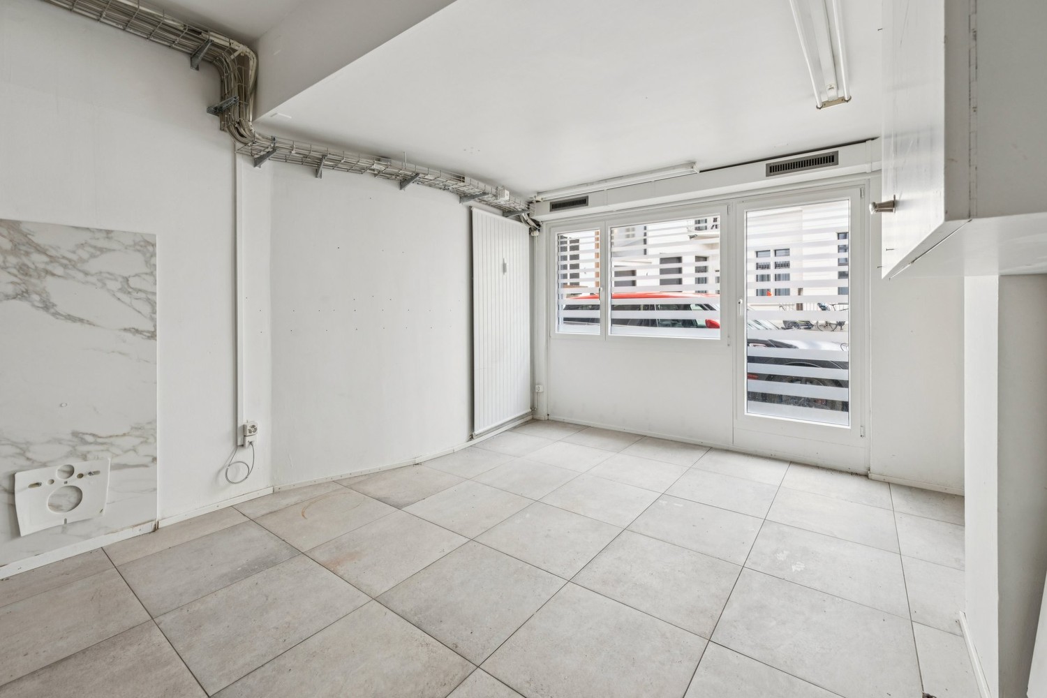 Magasin de 143m²