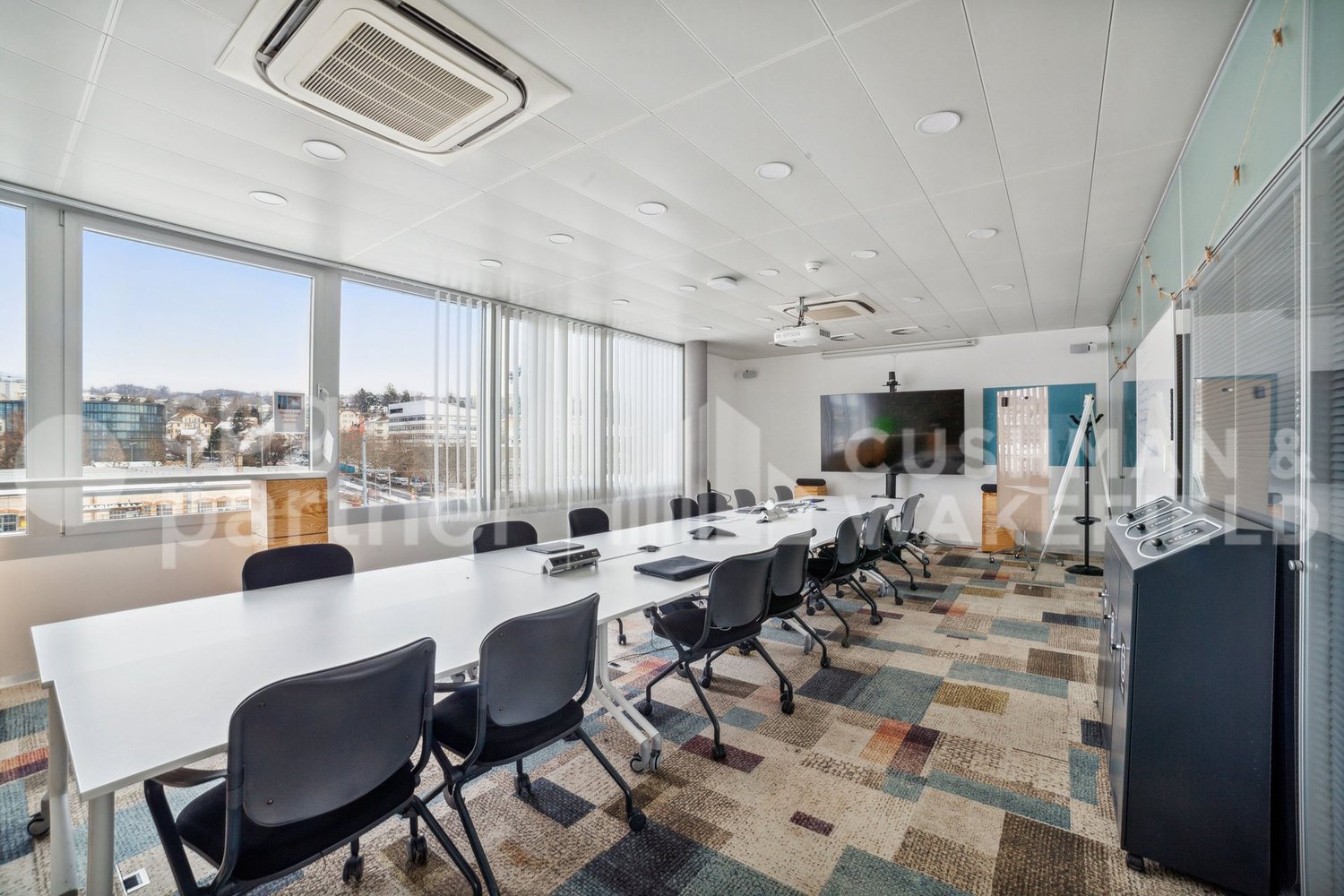 4000m² office
