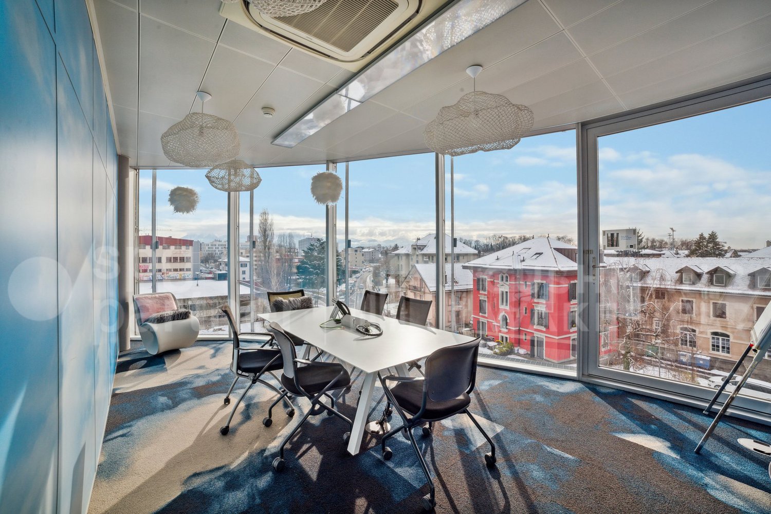 4000m² office