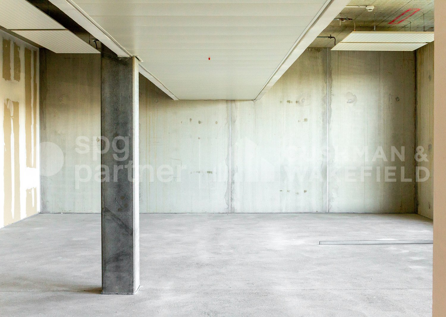 500m² commercial, photo 6 sur 8