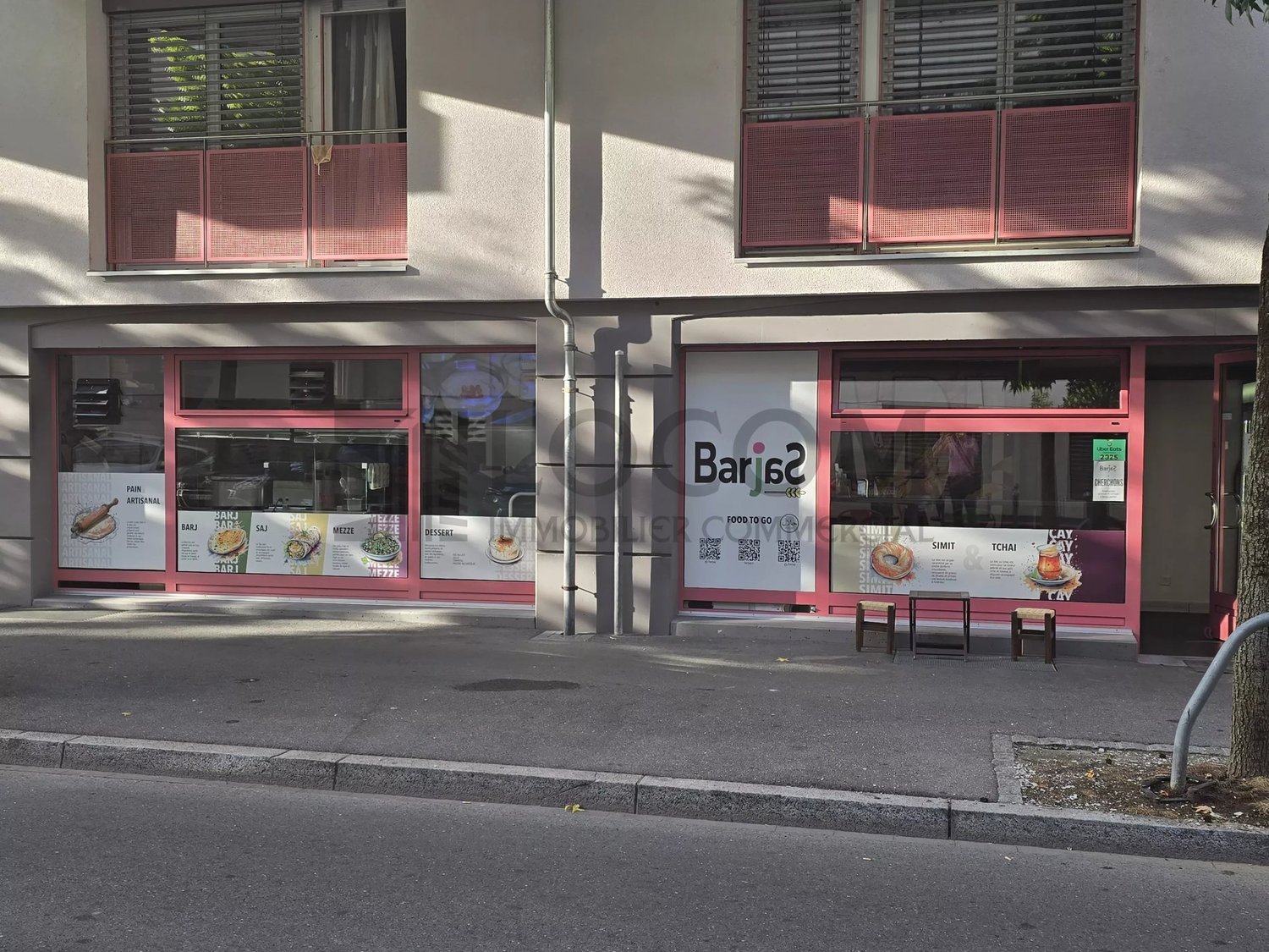40m² shop