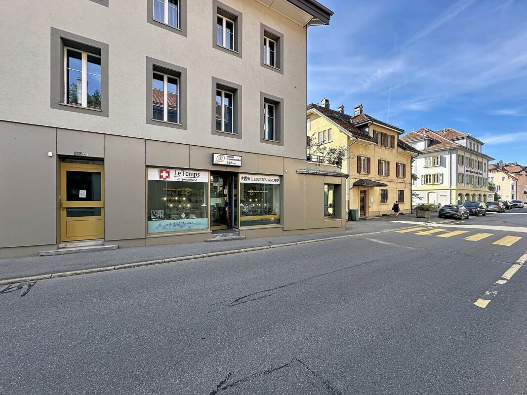 90m² commercial, photo 2 sur 10