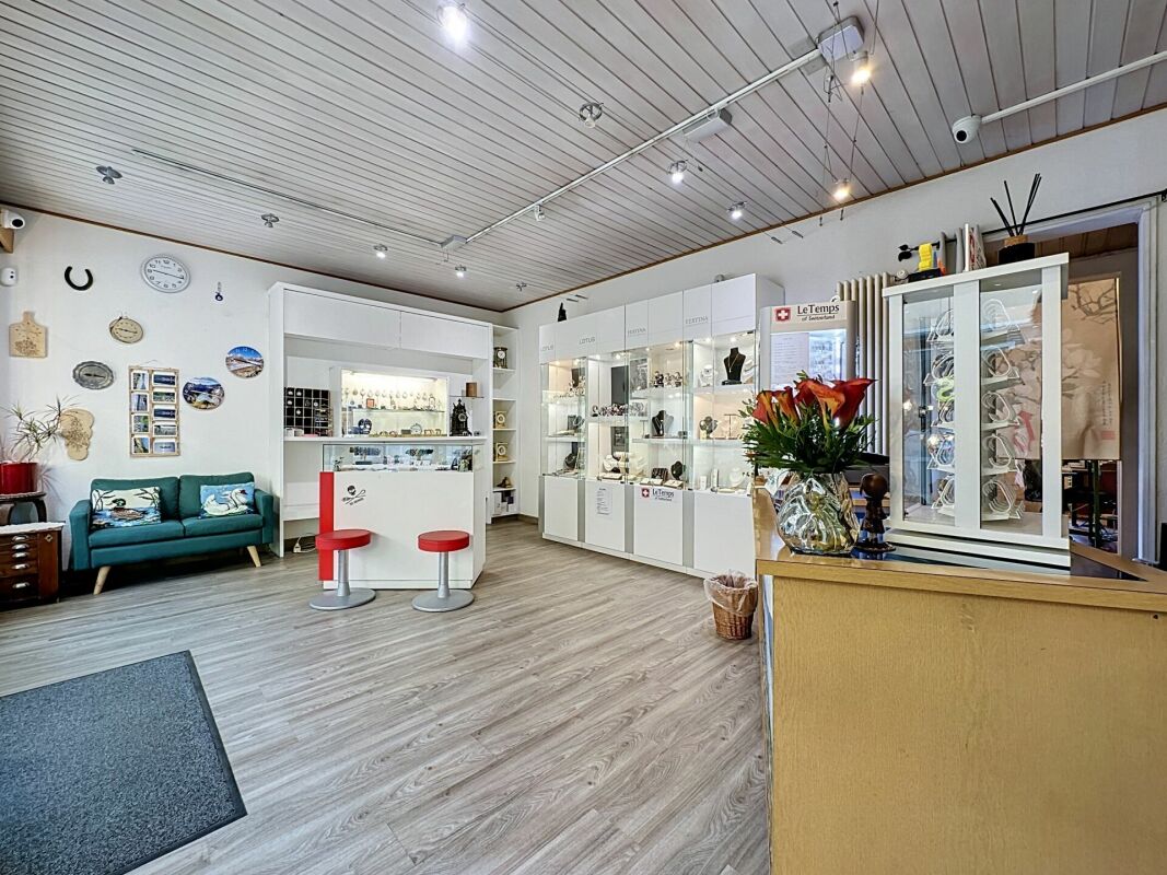 90m² commercial, photo 4 sur 10
