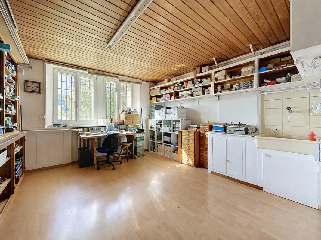 90m² commercial, photo 8 sur 10