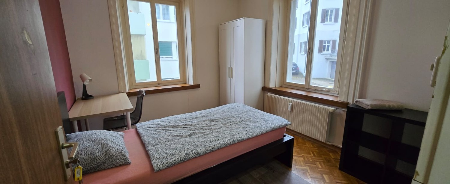 Chambre dans un appartement partagé