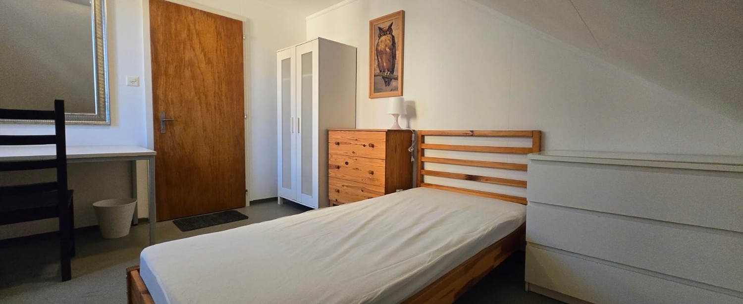 Chambre dans un appartement partagé