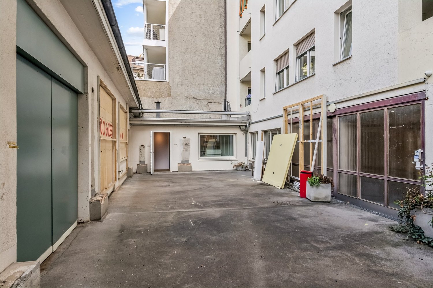 172m² bureau, photo 2 sur 7