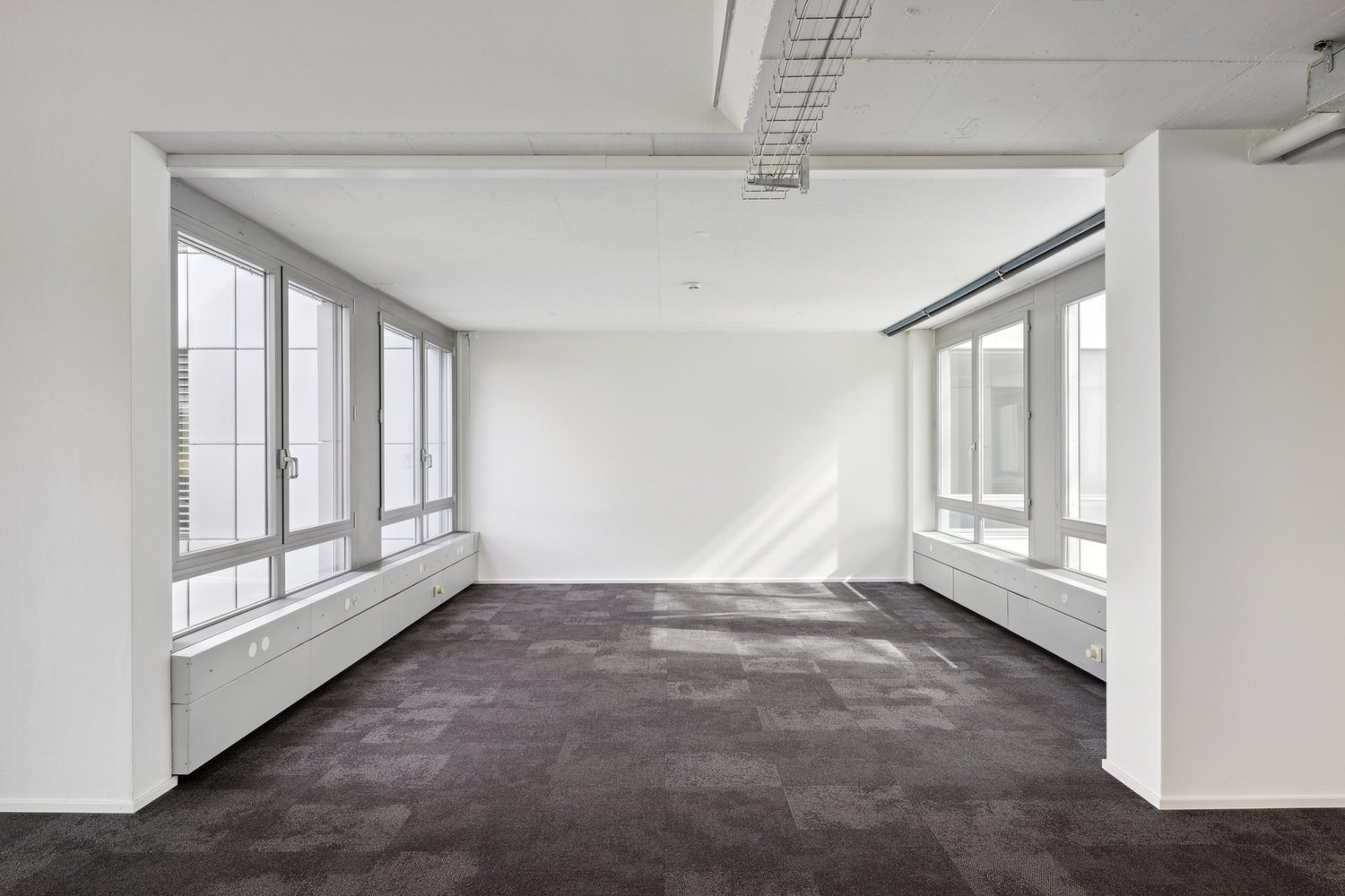 271m² bureau