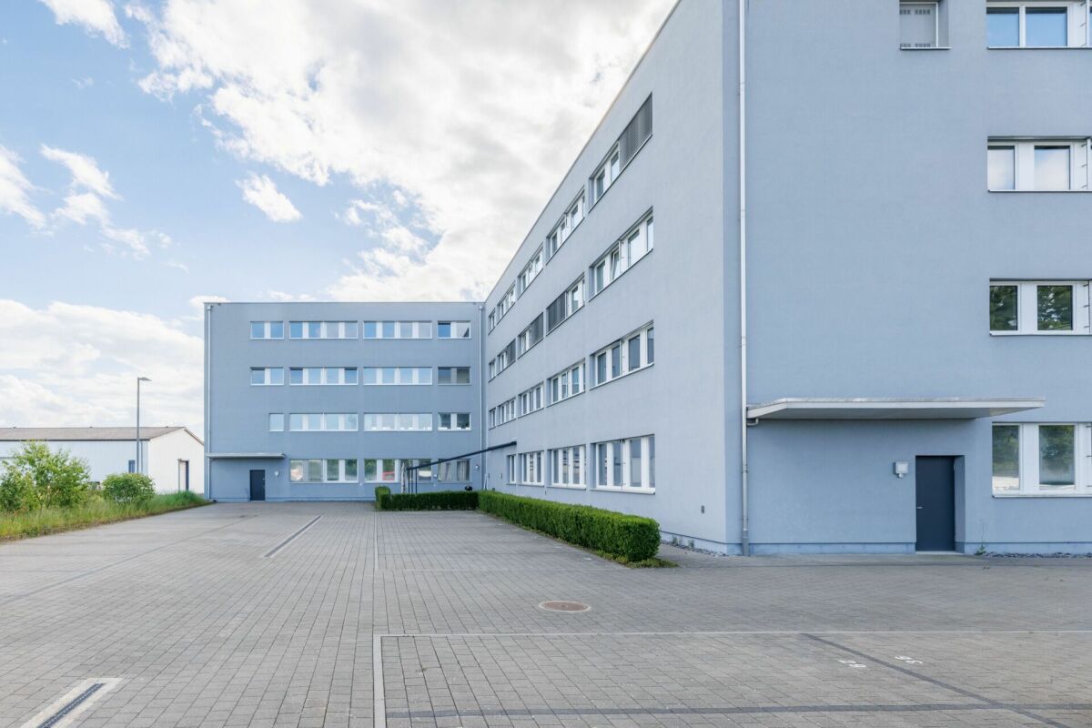 674m² commercial, photo 9 sur 10