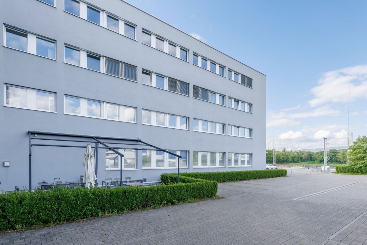 674m² commercial, photo 5 sur 10
