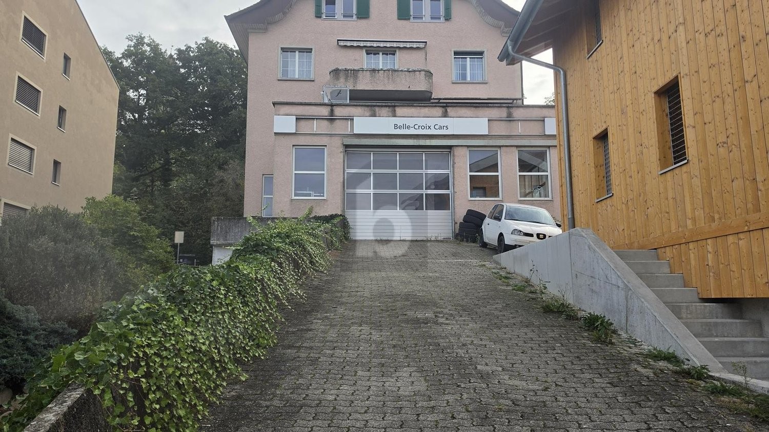 380m² commercial land, photo 3 sur 4