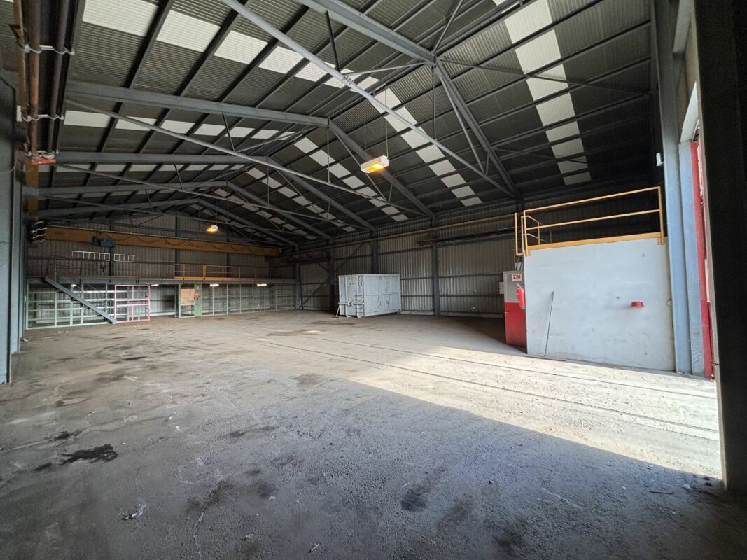 600m² commercial
