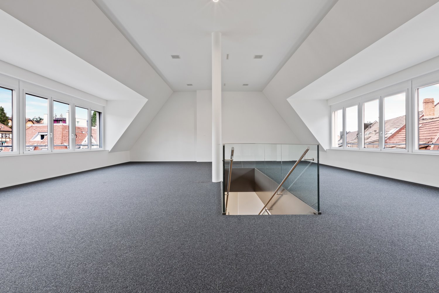 243m² bureau