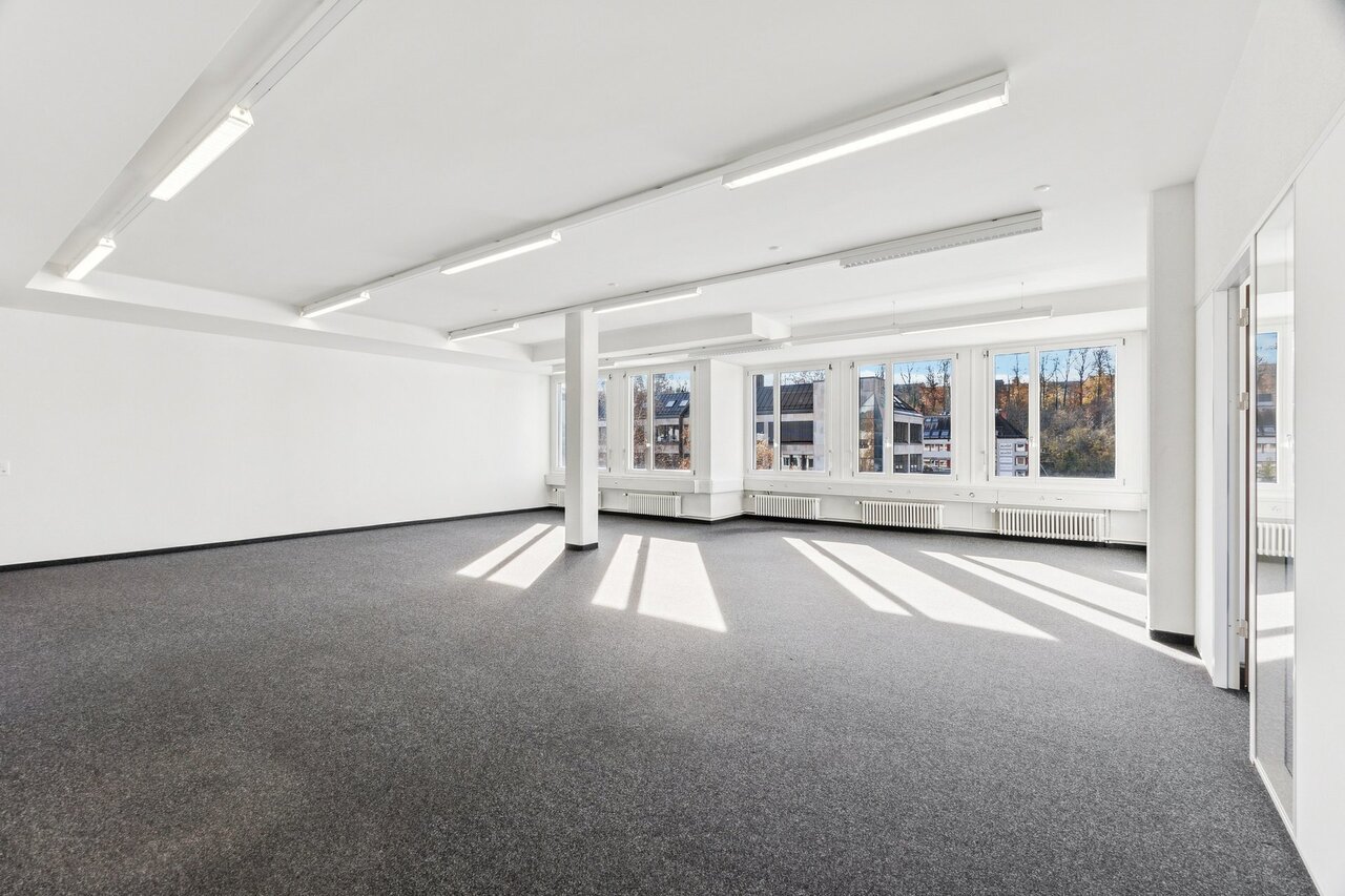 147m² bureau, photo 8 sur 10