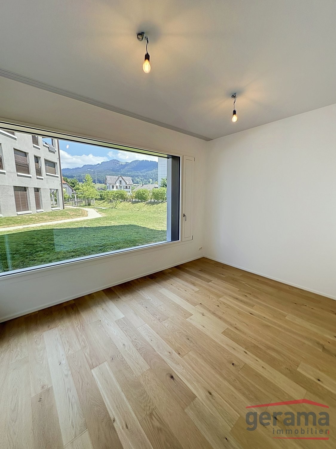 Bureau de 81m², photo 3 sur 6