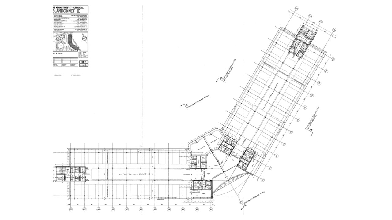 1150m² office
