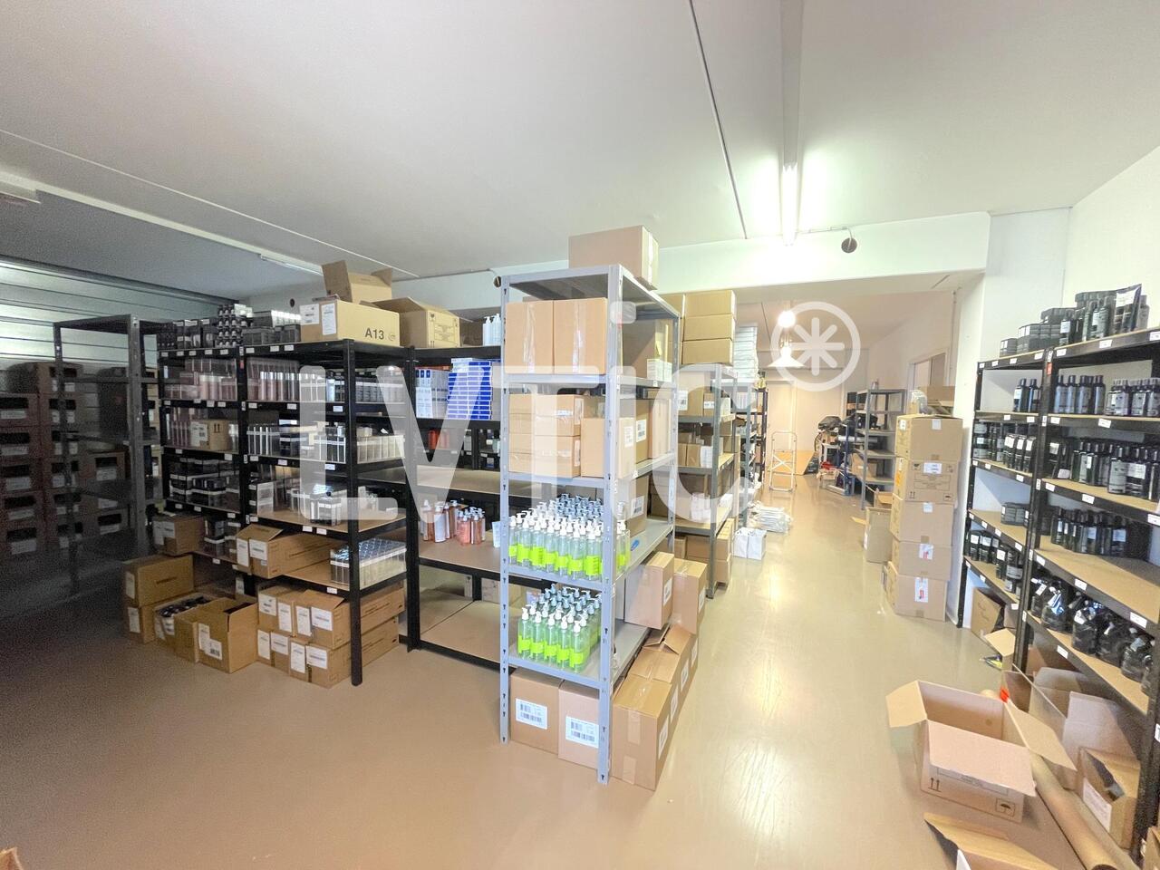330m² atelier