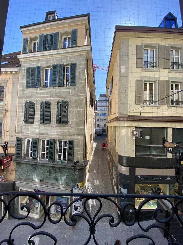 32m² office